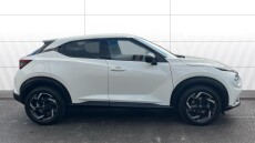 Nissan Juke 1.0 DiG-T 114 N-Connecta 5dr DCT Petrol Hatchback